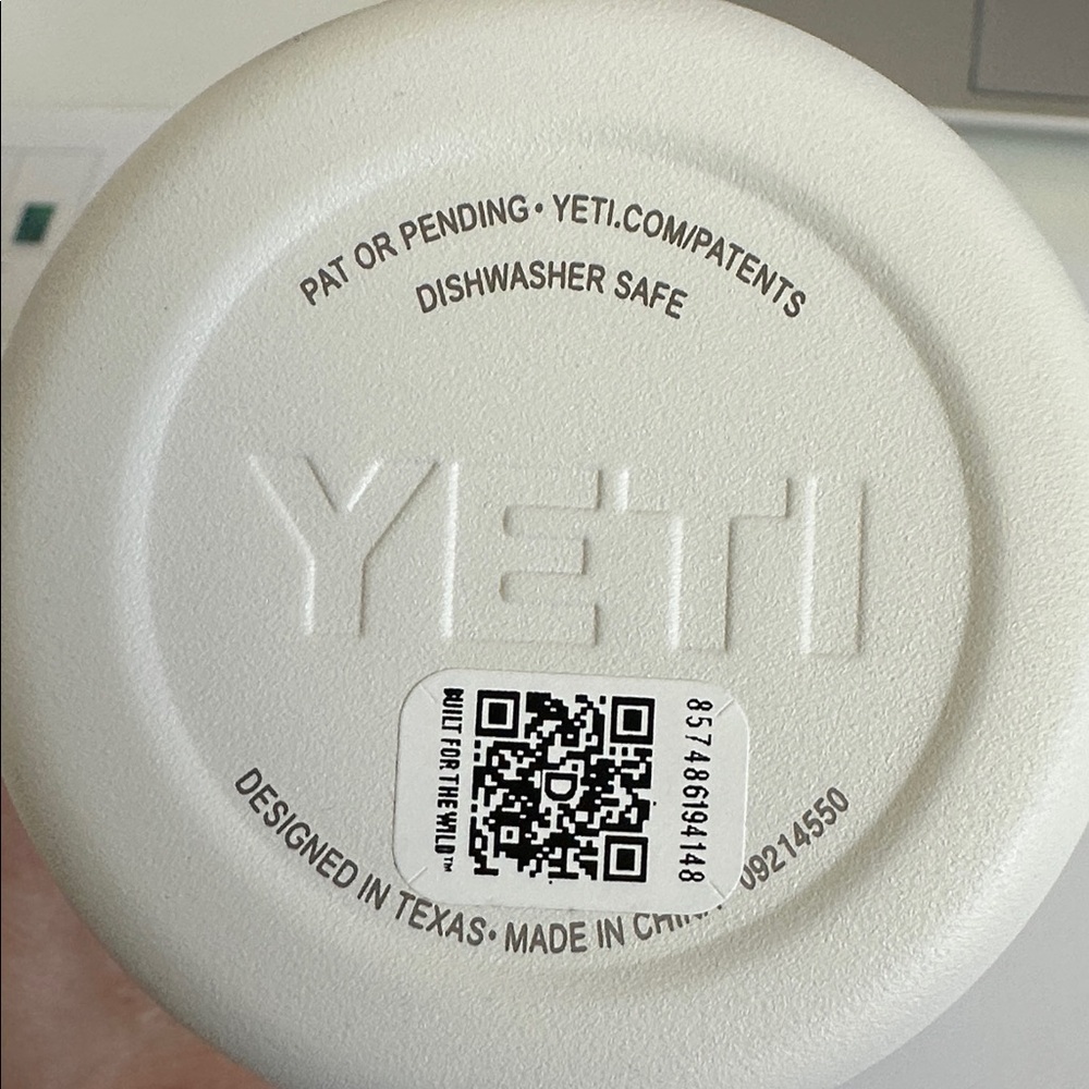 Limited Edition White Claw Yeti Can Cooler with Stash Can - Picture 8 of 8